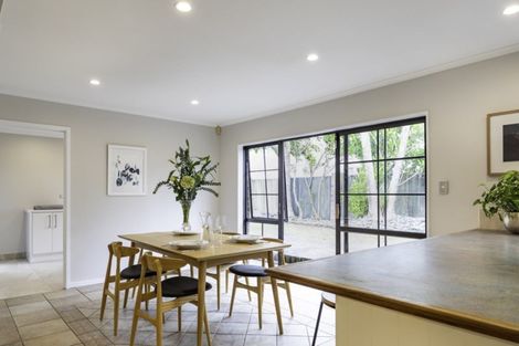 Photo of property in 15 Deanna Drive, West Harbour, Auckland, 0618