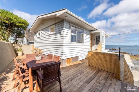 Photo of property in 144 Owhiro Bay Parade, Owhiro Bay, Wellington, 6023