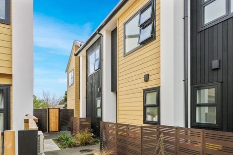 Photo of property in 3/35 Sladden Street, Naenae, Lower Hutt, 5011