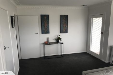 Photo of property in 1/14 Dinglebank Road, Mount Wellington, Auckland, 1060