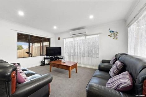Photo of property in 5a Cartmel Avenue, Massey, Auckland, 0614