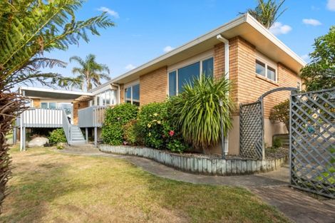 Photo of property in 18 Lucerne Place, Welcome Bay, Tauranga, 3112