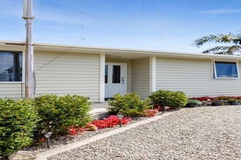 Photo of property in 57a Blake Street, Waitara, 4320