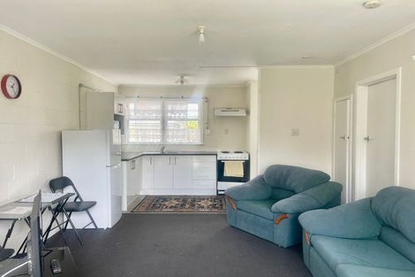 Photo of property in 2/68 Great South Road, Manurewa, Auckland, 2102