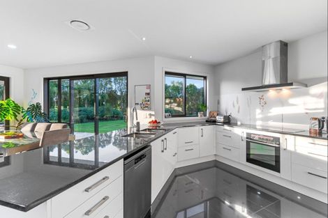 Photo of property in 111 Muhunoa Road East, Ohau, Levin, 5570