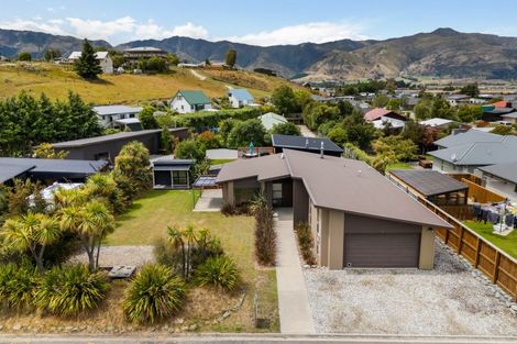 Photo of property in 23 Hewson Crescent, Lake Hawea, Wanaka, 9382