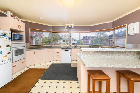 Photo of property in 87 Pacific Drive, Fitzherbert, Palmerston North, 4410