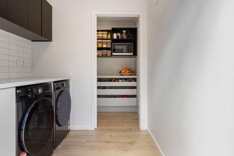 Photo of property in 131 Silverstream Road, Crofton Downs, Wellington, 6035