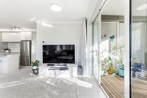 Photo of property in 30 Rewa Rewa Lane, Orewa, 0931