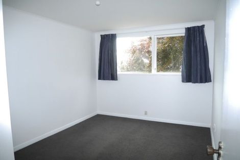 Photo of property in 17 Hemara Street, Waikanae Beach, Waikanae, 5036