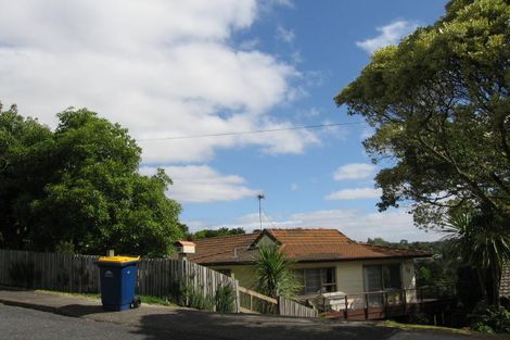 Photo of property in 42 Coroglen Avenue, Birkenhead, Auckland, 0626