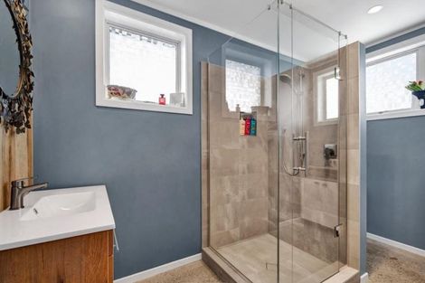 Photo of property in 2/58 Paynters Avenue, Strandon, New Plymouth, 4312