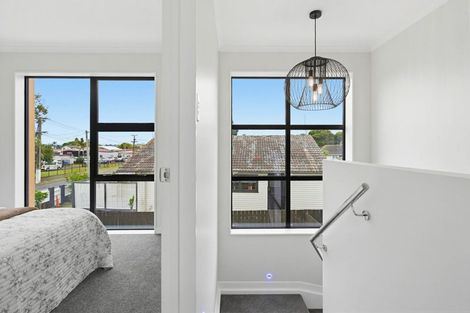 Photo of property in 85b Raglan Street, Mangere East, Auckland, 2024