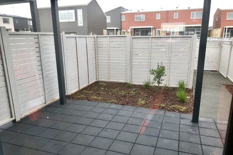 Photo of property in 10 Whimbrel Road, Flat Bush, Auckland, 2019