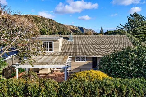 Photo of property in 5 Porter Place, Paekakariki, 5034