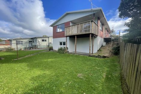 Photo of property in 30 Camellia Avenue, Bell Block, New Plymouth, 4312