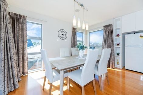 Photo of property in 38a Mark Edward Drive, Half Moon Bay, Auckland, 2012