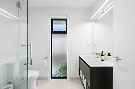 Photo of property in 1136b Heaphy Terrace, Fairfield, Hamilton, 3214