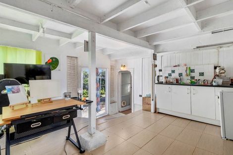 Photo of property in 115 Manuka Road, Bayview, Auckland, 0629