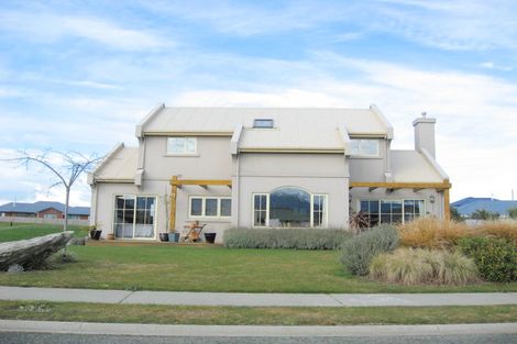 Photo of property in 11 Lawson Burrows Crescent, Te Anau, 9600