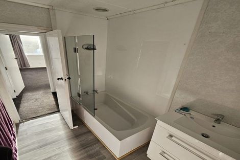 Photo of property in 75 Waihemo Street, Waitangirua, Porirua, 5024