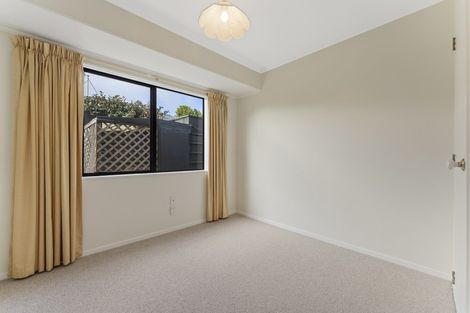 Photo of property in 336 Featherston Street, Palmerston North, 4414