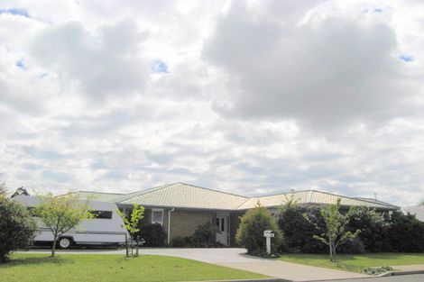 Photo of property in 42 Welsford Street, Woodend, 7610