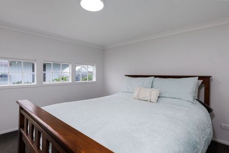 Photo of property in 302 Timaru Road, Waimate, 7978