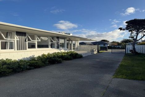 Photo of property in 6 Royalist Avenue, North New Brighton, Christchurch, 8083