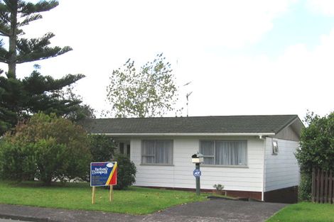 Photo of property in 33 Pipitea Place, Massey, Auckland, 0614