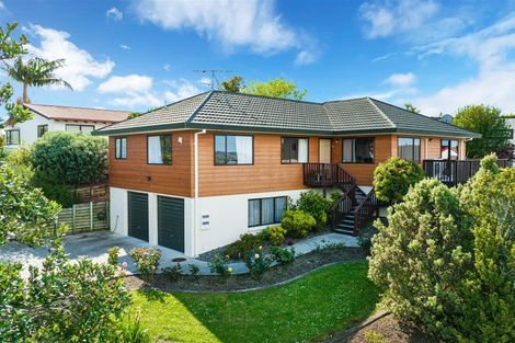 Photo of property in 59 Rhinevale Close, Henderson, Auckland, 0612