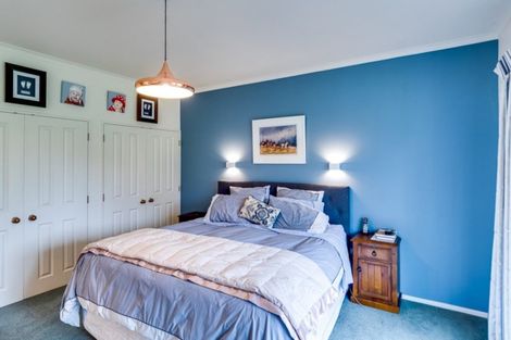 Photo of property in 2412 Kahuranaki Road, Elsthorpe, Havelock North, 4295