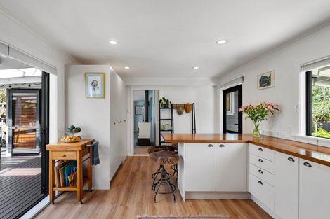 Photo of property in 9 Allens Lane, Clive, 4102