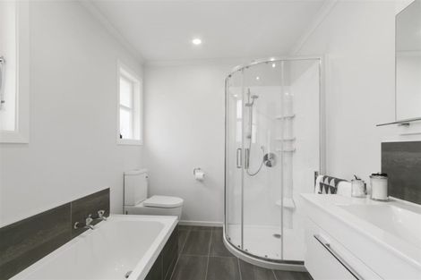 Photo of property in 62 Main Road, Wainuiomata, Lower Hutt, 5014