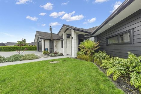 Photo of property in 61 Baxter Michael Crescent, Cambridge, 3434