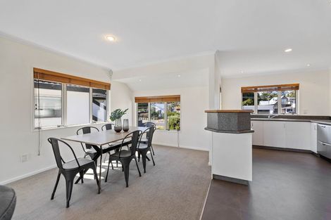 Photo of property in 2 Pipi Street, Two Mile Bay, Taupo, 3330