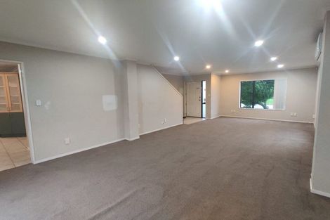 Photo of property in 36 Cyril French Drive, Flat Bush, Auckland, 2016