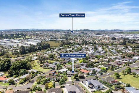 Photo of property in 21 La Trobe Street, Pakuranga Heights, Auckland, 2010