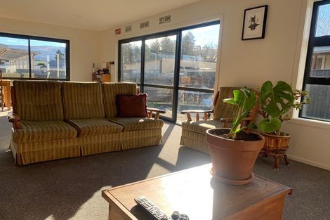 Photo of property in 24a Ortive Street, Cromwell, 9310