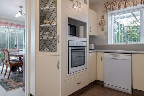 Photo of property in 127 Victoria Avenue, Hokowhitu, Palmerston North, 4410