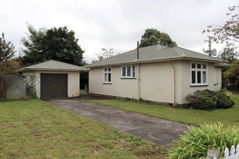 Photo of property in 27 Cambridge Terrace, Masterton, 5810
