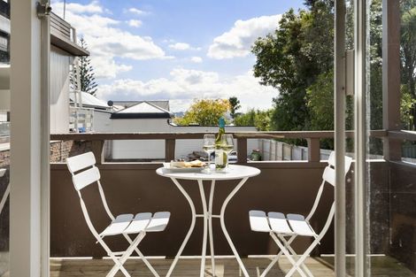 Photo of property in 213 Jervois Road, Herne Bay, Auckland, 1011