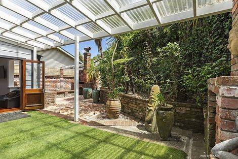 Photo of property in 62 Roseneath Terrace, Roseneath, Wellington, 6011