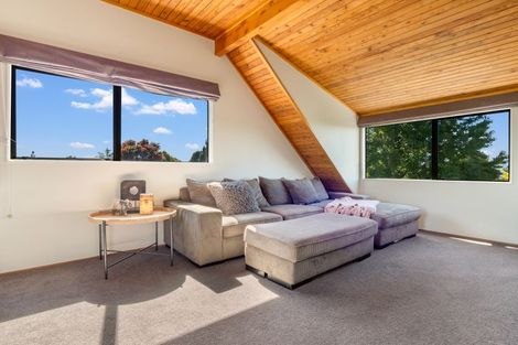 Photo of property in 49 Grand Vue Road, Kawaha Point, Rotorua, 3010