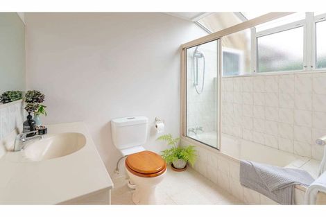 Photo of property in 1 James Kemp Place, Kerikeri, 0230