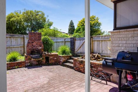 Photo of property in 288e Mangorei Road, Merrilands, New Plymouth, 4312