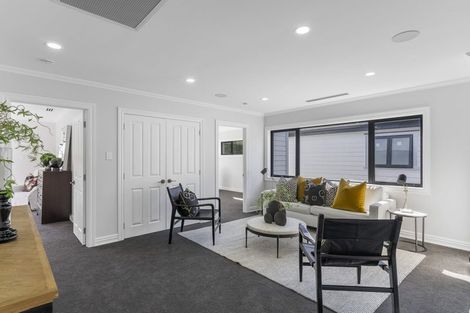 Photo of property in 10b Stratford Avenue, Milford, Auckland, 0620