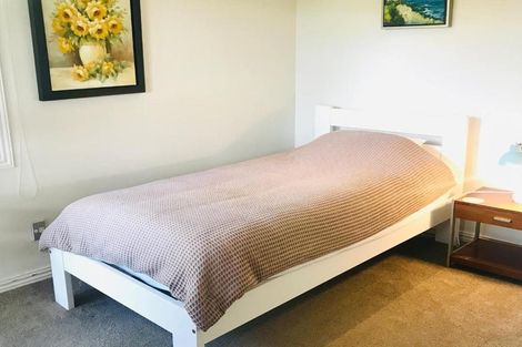 Photo of property in 23a Bournemouth Terrace, Murrays Bay, Auckland, 0630