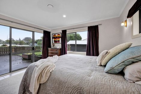 Photo of property in 13 Craig Street, Stratford, 4332