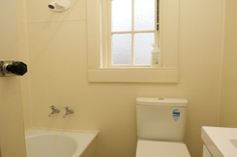 Photo of property in 251 The Terrace, Te Aro, Wellington, 6011